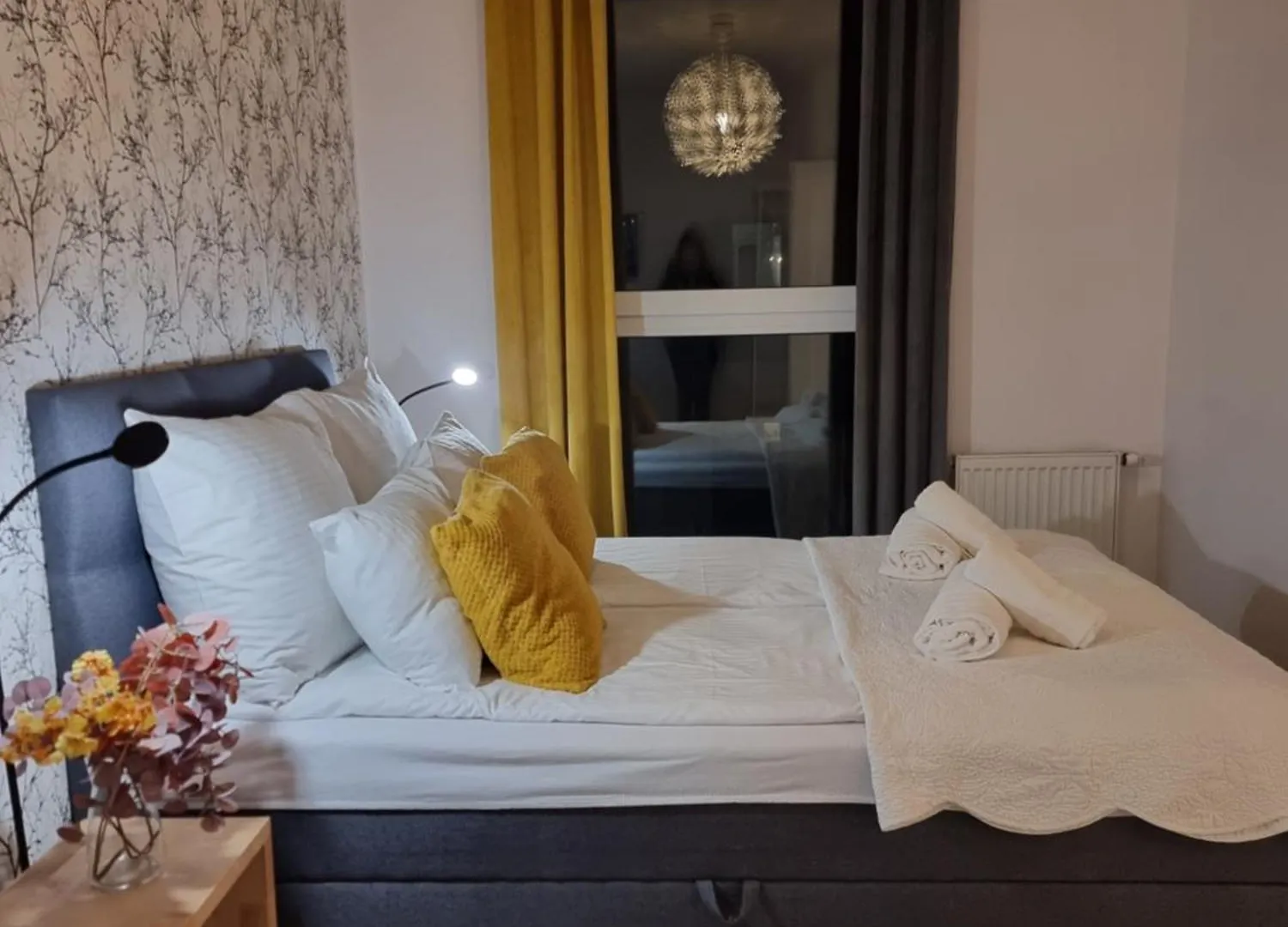 Old Town Yellow Apartment Gdansk Poland